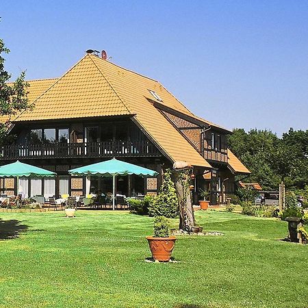 Hotel Seewisch Flessenow Экстерьер фото